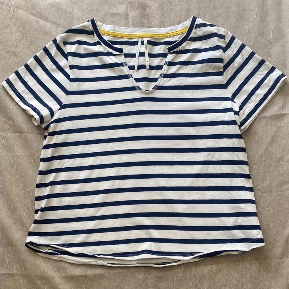 Anthropologie Navy & White Striped Tee w/V-Neck and Raw Cut Detailing. Size M